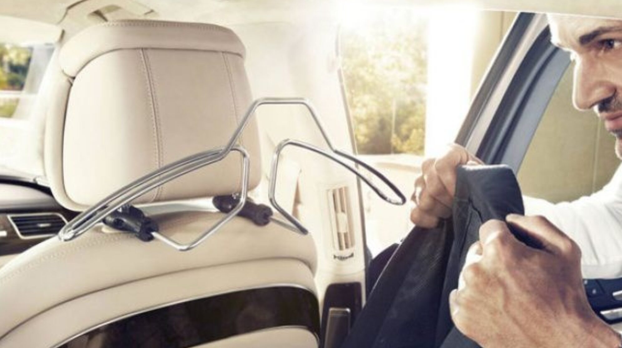 Cabides Audi: Elegância e Praticidade no Interior do Seu Veículo